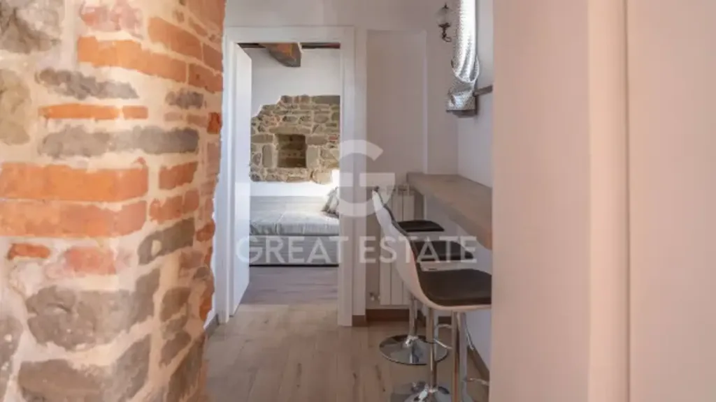 Hallway - Restored Casale with Pool in Rigomagno