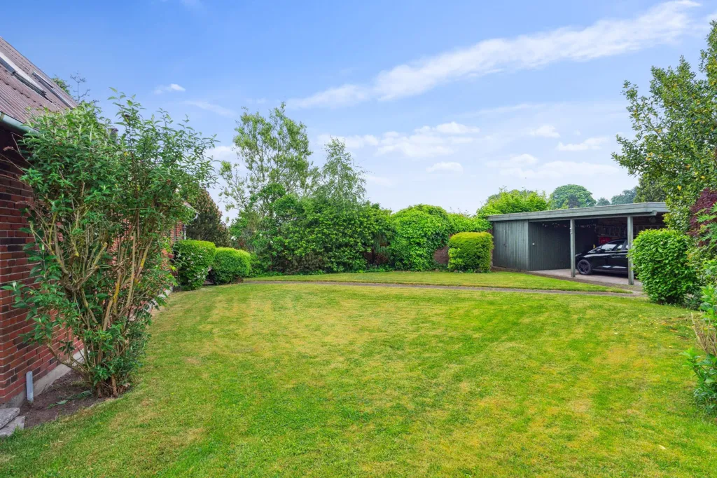 Giardino - Detached Villa with Garden in Viborg