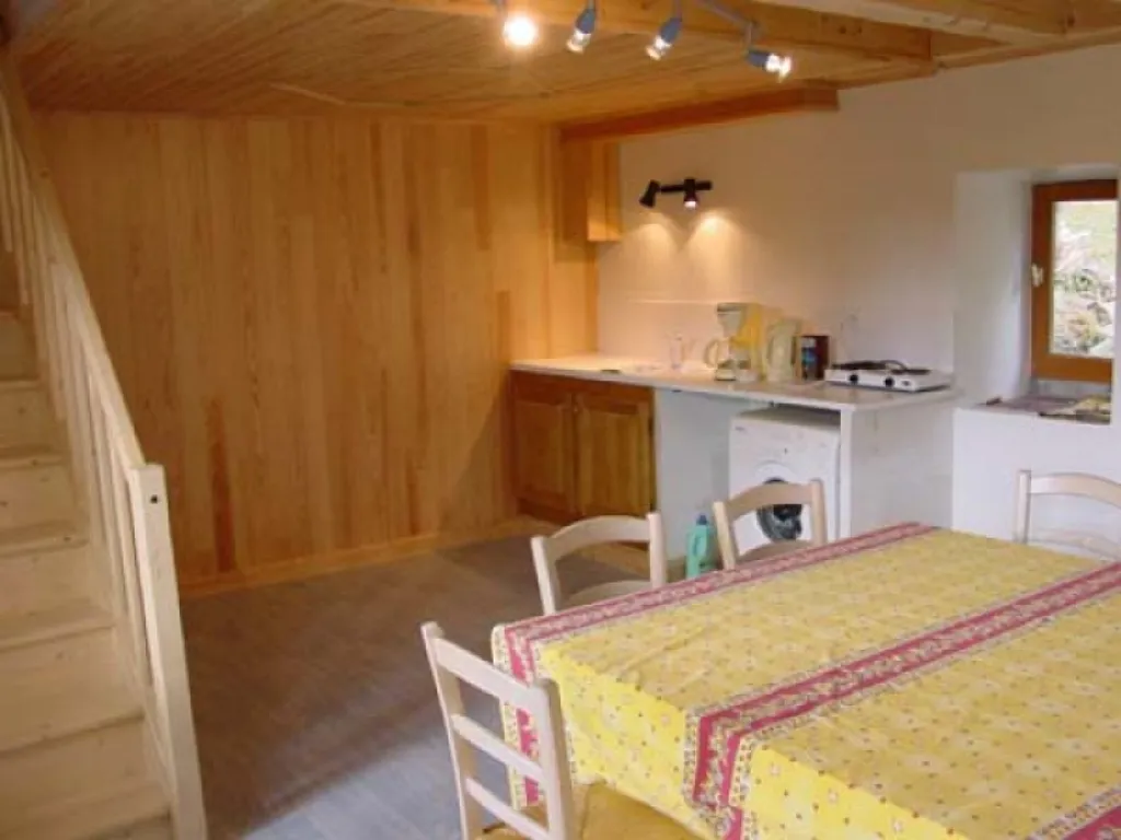 Salle à manger - Mas du 18e avec 6 Appartements et Piscine à Alès