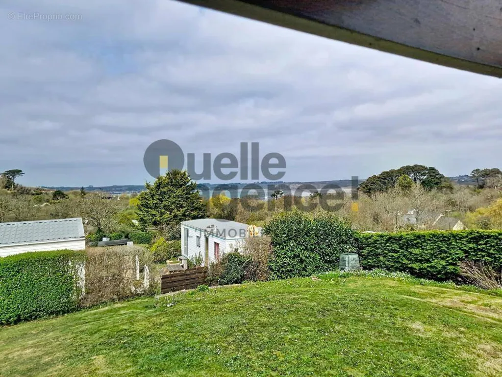 Aed - Leisure Plot with Sea View in Crozon