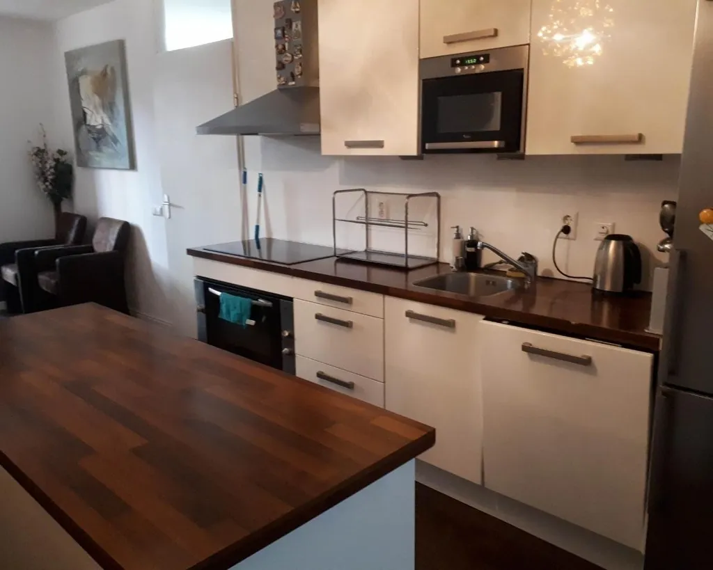 Cuisine - Private Room in Peaceful House with Pond View