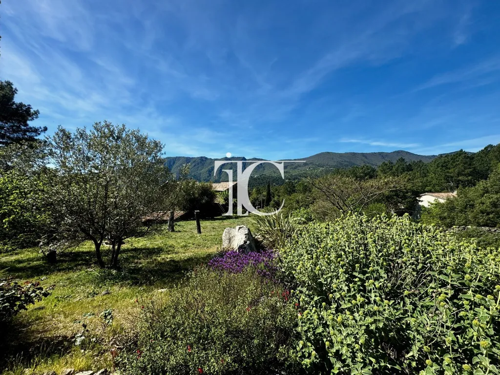 Jardin - Villa avec Terrain à Les Vans