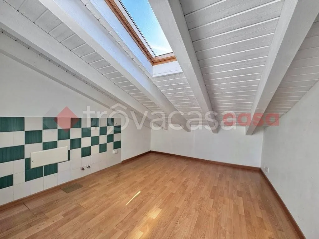 Pièces - Historic Villa with Lake View in Arona
