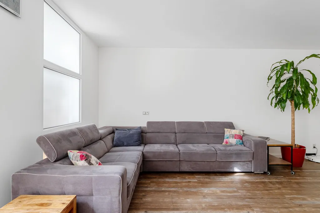 Elutuba - Galerijflat with Modern Kitchen in Provenierswijk