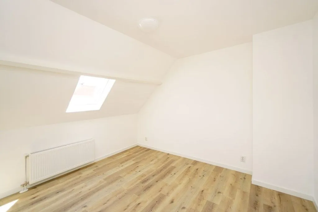 Pièces - Bright Four-Room Apartment near De Fahrenheit, The Hague