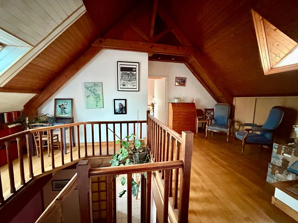 Toad - Spacious House with Workshop in Orvault