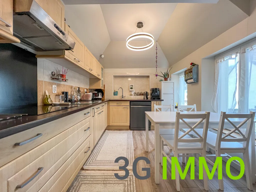 Cuisine - Immeuble Triplex et Local Commercial au Cœur de Dreux