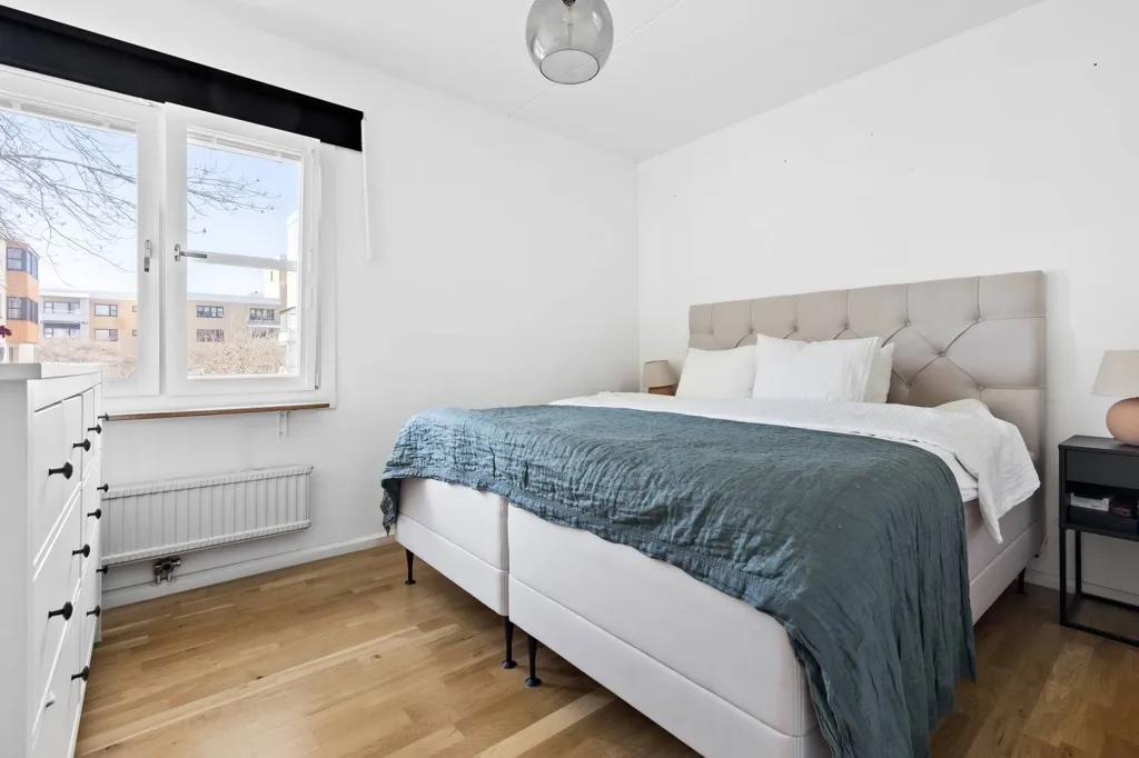 Magamistoad - Apartment with Balcony in Kista