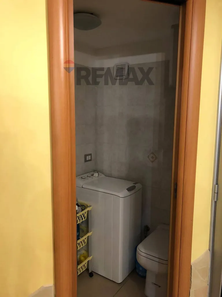 Bathrooms - Apartment with Private Beach Access in Giardini-Naxos