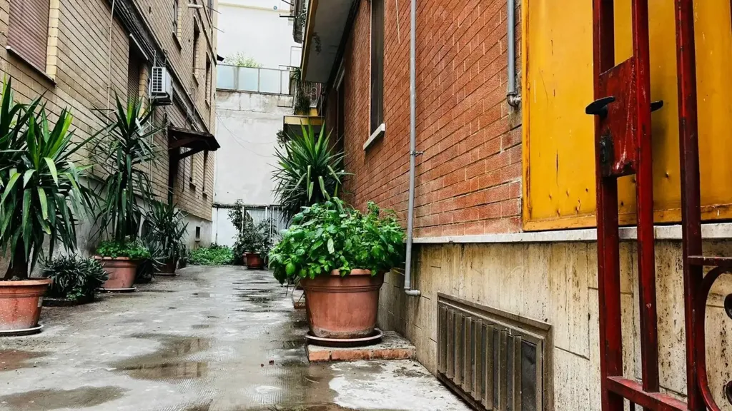 Aed - Rearranged Apartment with Balcony in Lucera
