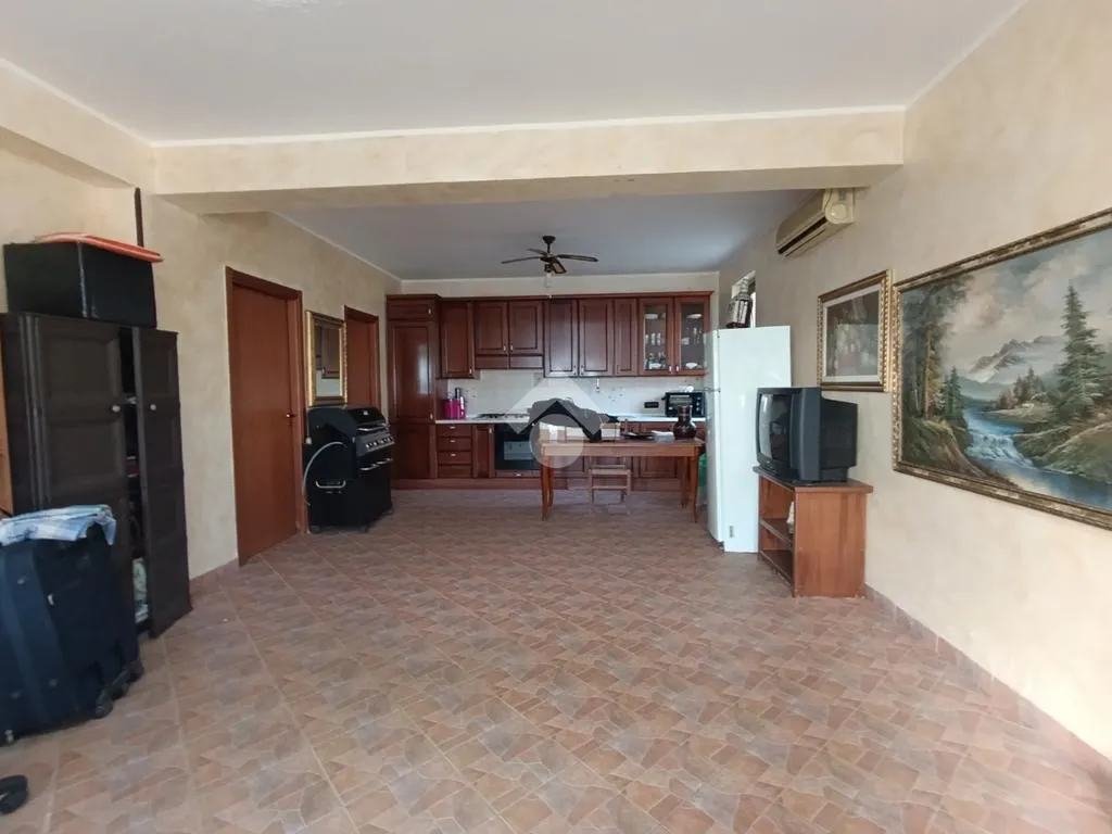 Cuisine - Bright Apartment with Balconies in Cropani