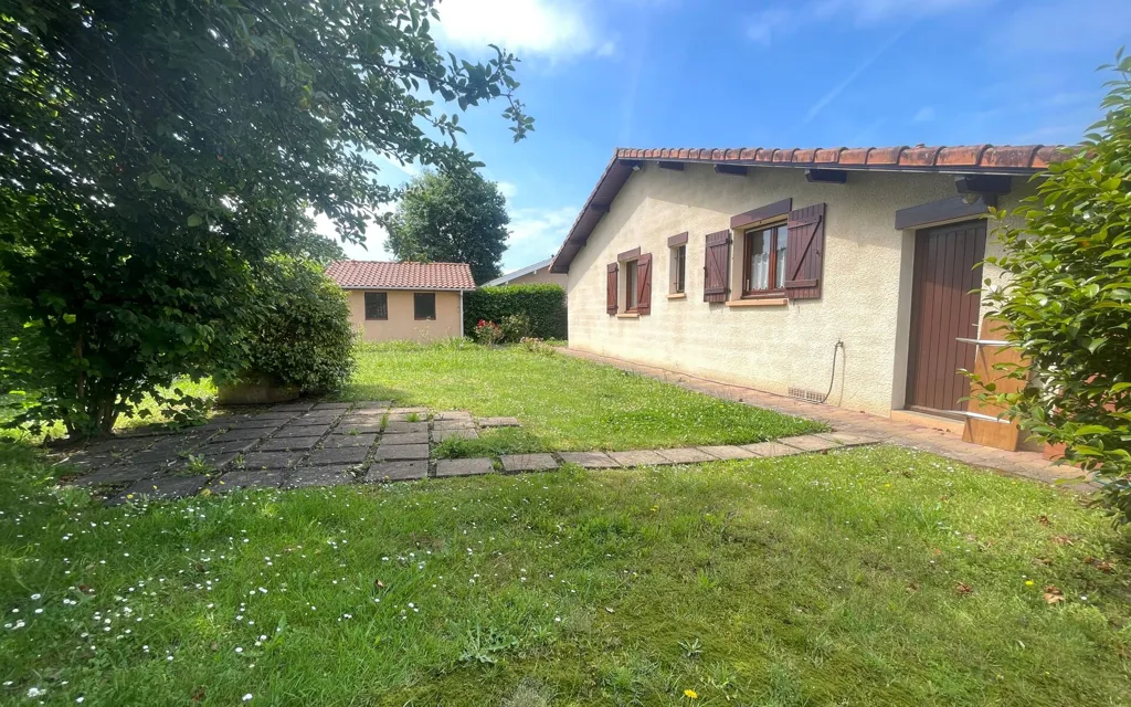 Jardin - Maison de Plain-Pied avec Jardin à Dax