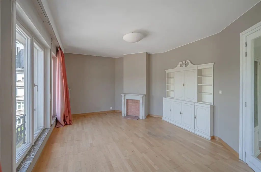 Soggiorno - Flat with Garage in Solbosch, Brussels
