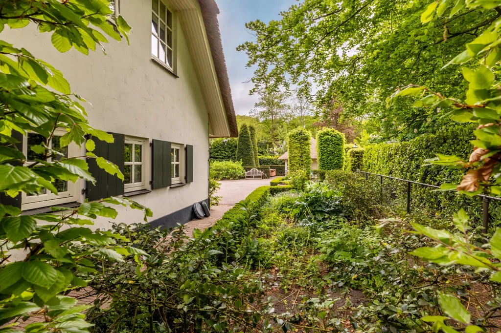 Jardin - Luxury Villa with Jacuzzi in Oostvoorne
