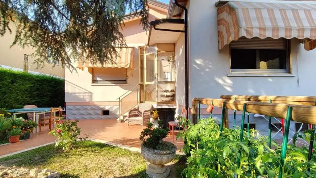 Terrasse - Rustic Villa with Garden in Spinea Centre