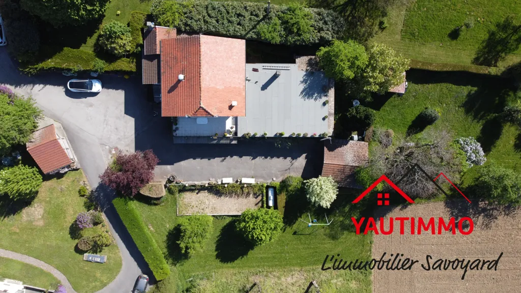 Õhuvaade - Rare Property with Panoramic View in Lucinges
