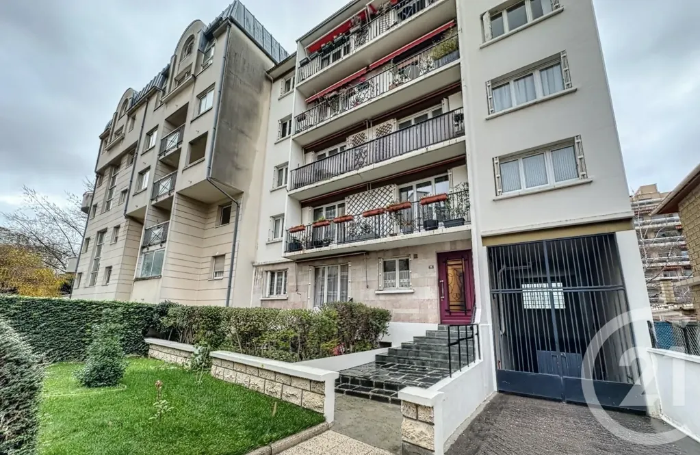 Välivaade - Refurbished 2-Bed Flat near Les Lilas