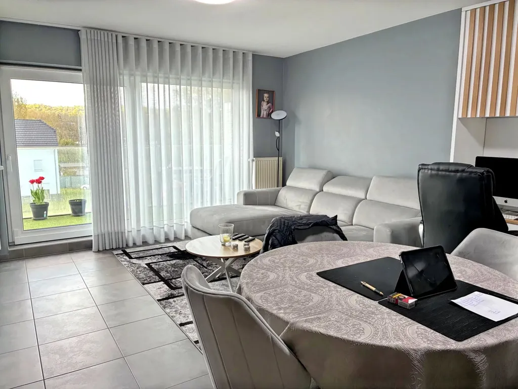 Salle à manger - Appartement avec Balcon et Parking à Pétange
