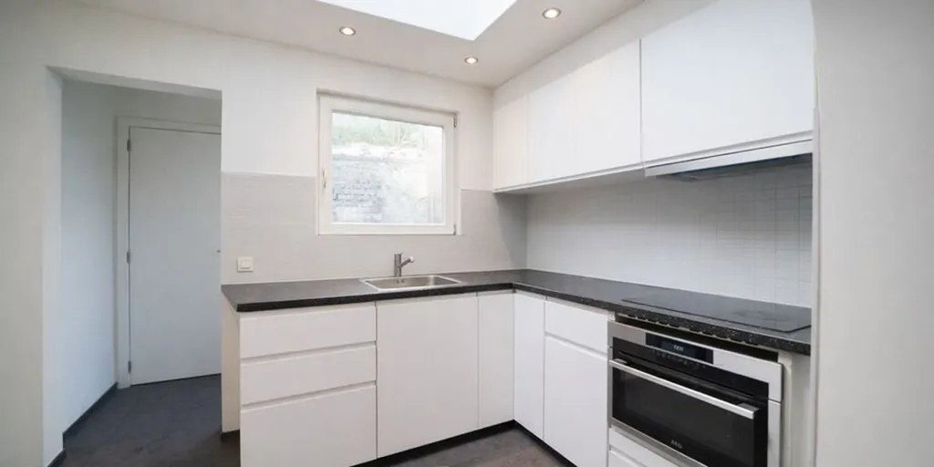 Cucina - Bright Apartment with Courtyard in Bruges
