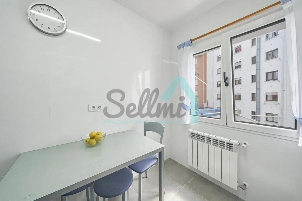 Sala da pranzo - Furnished Flat with Study Spaces in Oviedo