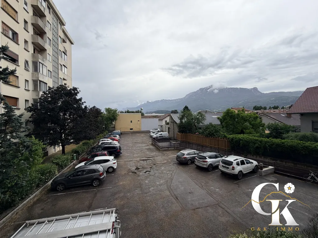 Balcone - Renovated Flat with Mountain View in Grenoble