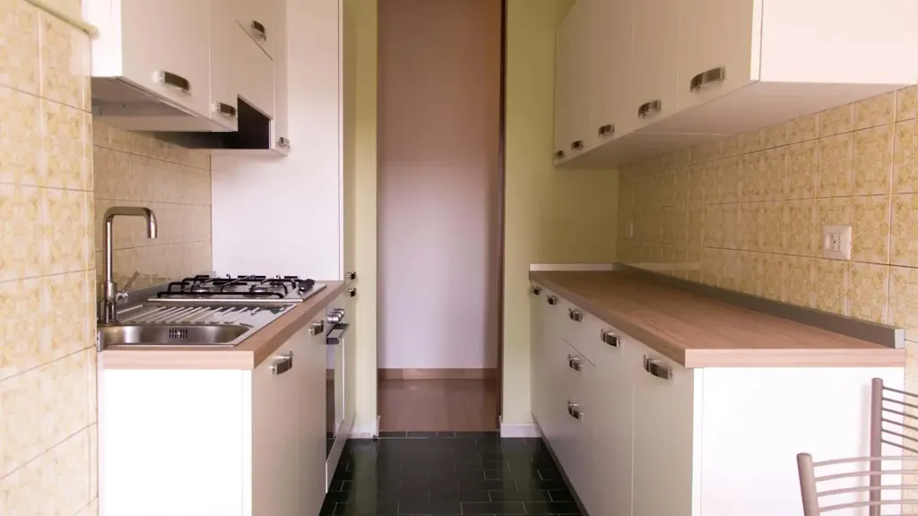 Cuisine - Modern Studio with Balcony in Milan