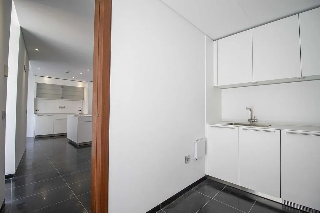 Cuisine - Contemporary Townhouse with Pool in Ifara