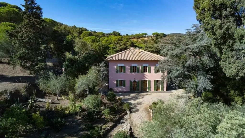 Õhuvaade - Historic Villa with Pool in Porto Azzurro