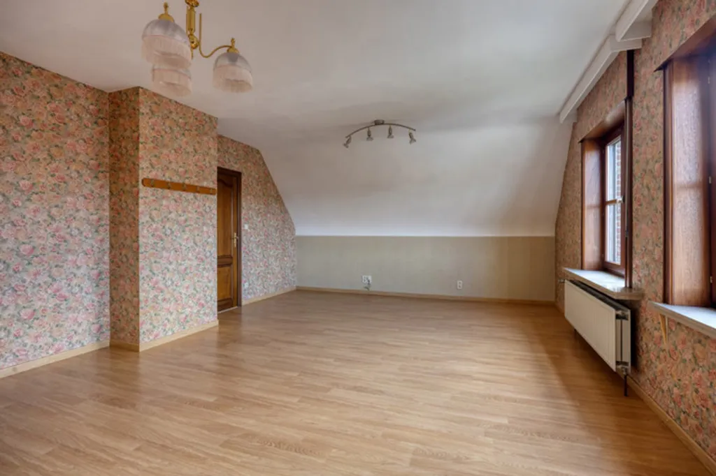 other_room