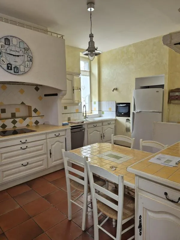 Cuisine - Maison Bourgeoise en Pierre à Zola