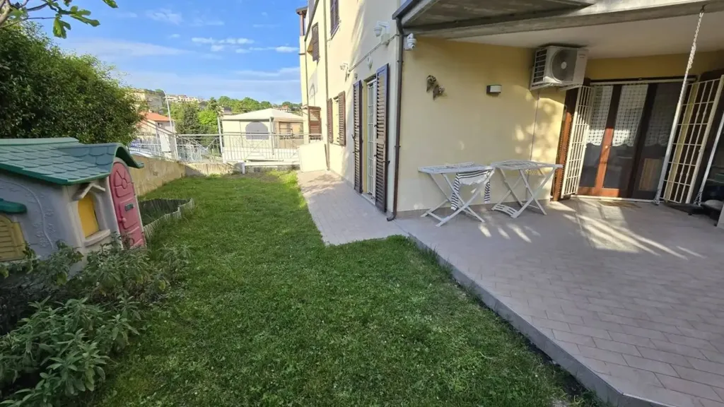 Jardin - Ground Floor Apartment with Garden in Osimo