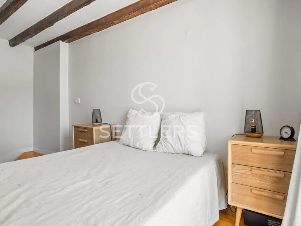 Chambres - Refurbished Centenary Building with Apartments in Parede