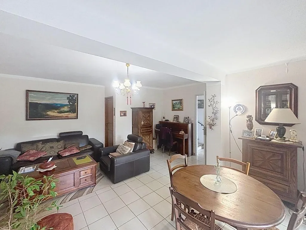 Salle à manger - Maison avec Jardin et Garage à Ollioules