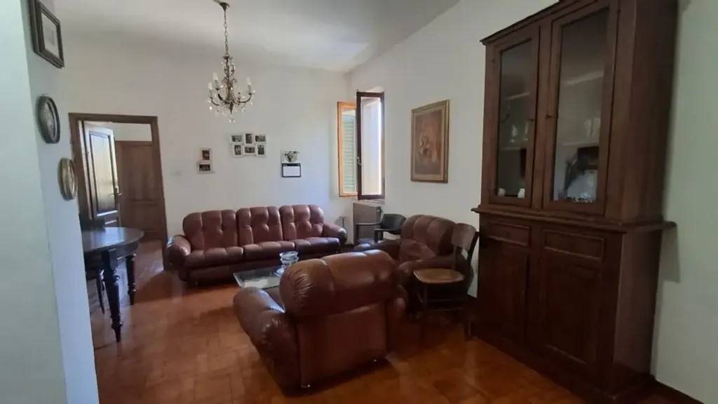 Appartement 4 pièces à IT