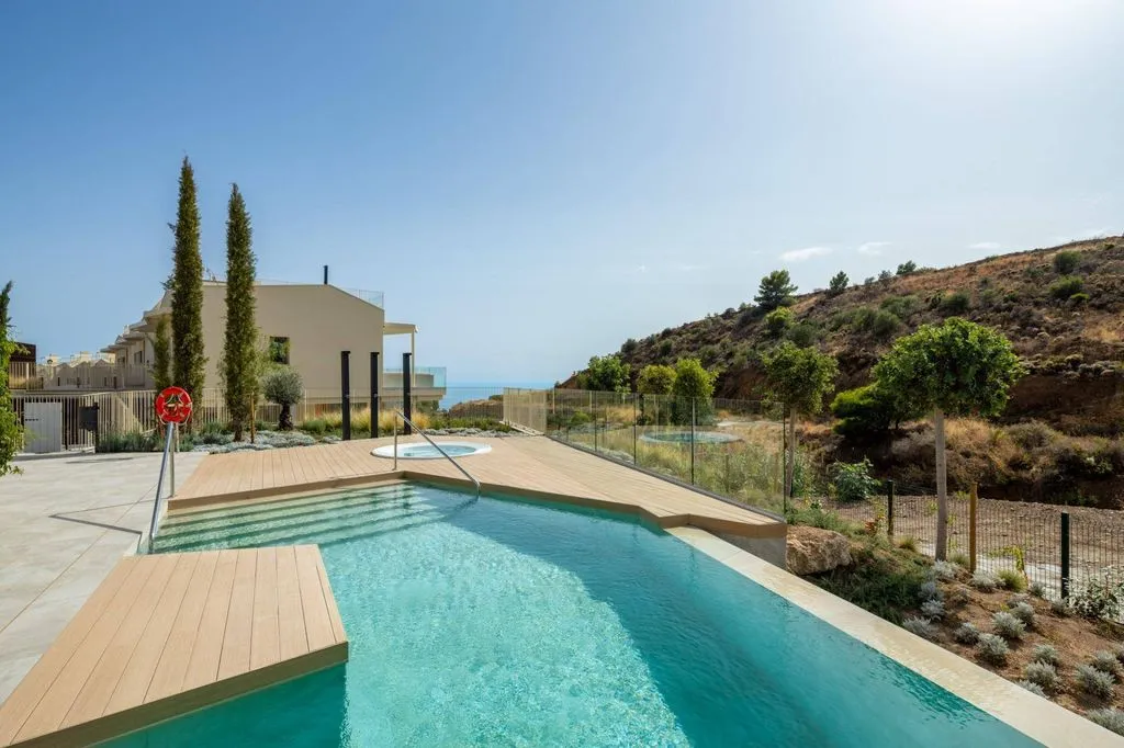 Pool - Luxury Apartment with Sea View in Mijas