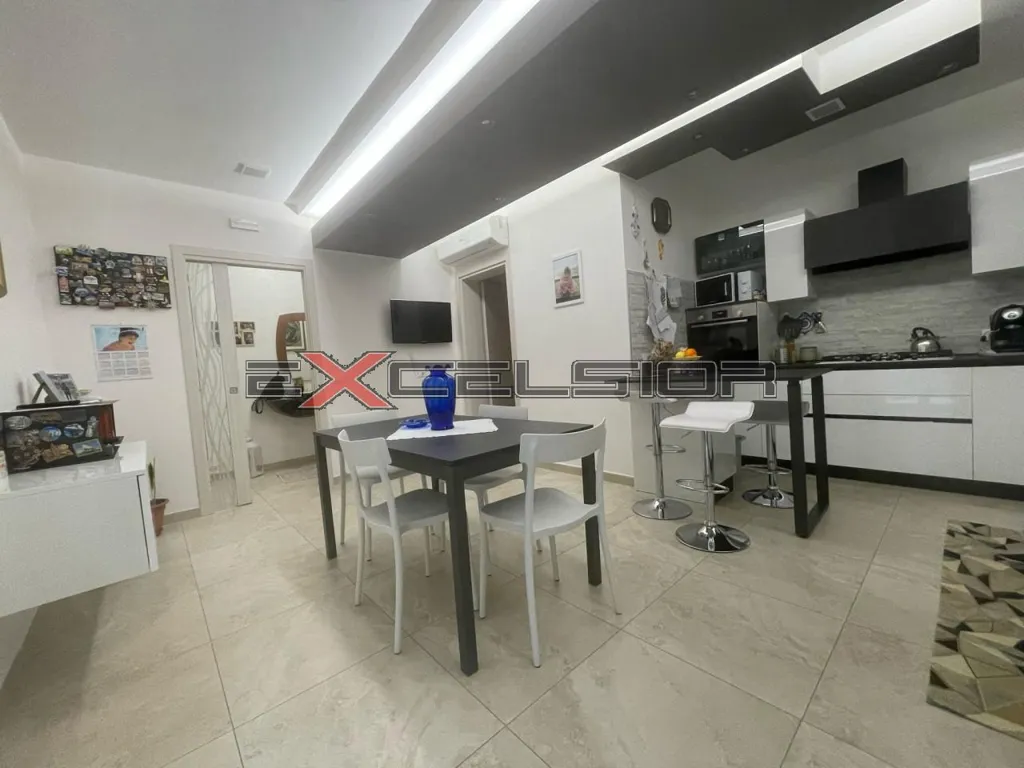 Köök - Rustic Villa with Private Garden in Adria