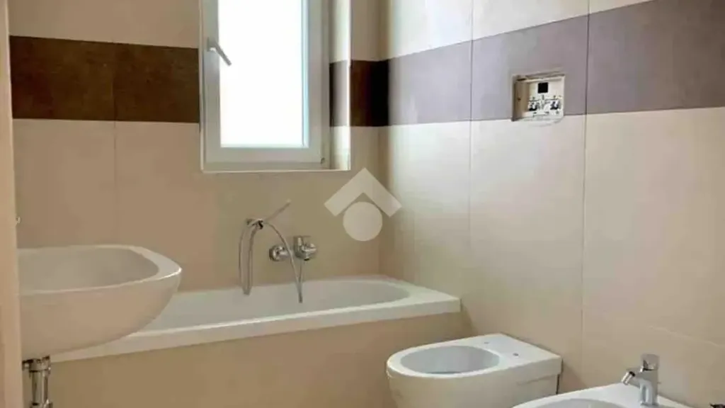 Salles de bain - Eco-Friendly Apartment with Terrazzo in Maddaloni