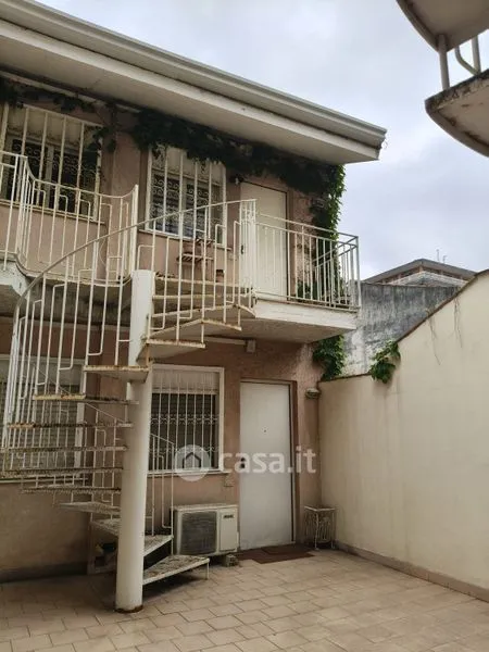 Aed - Furnished Flat with Balcony in Catania