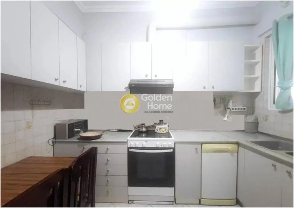 Köök - Renovated Apartment with Terrace in Upper Elyoupoli
