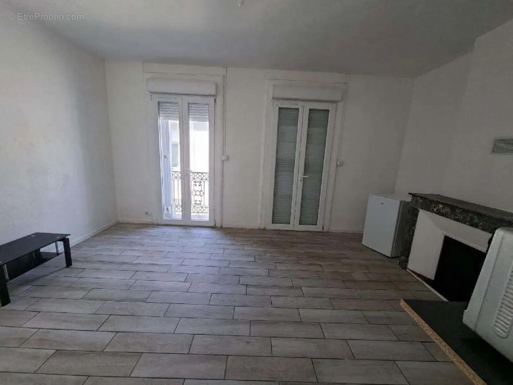 Séjour - Appartement de 1860 avec Climatisation à Béziers