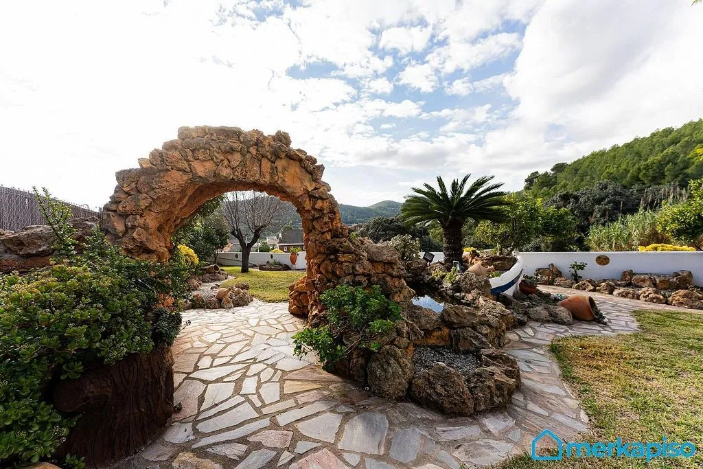 Jardin - Luxury House with Sea View in Gavà