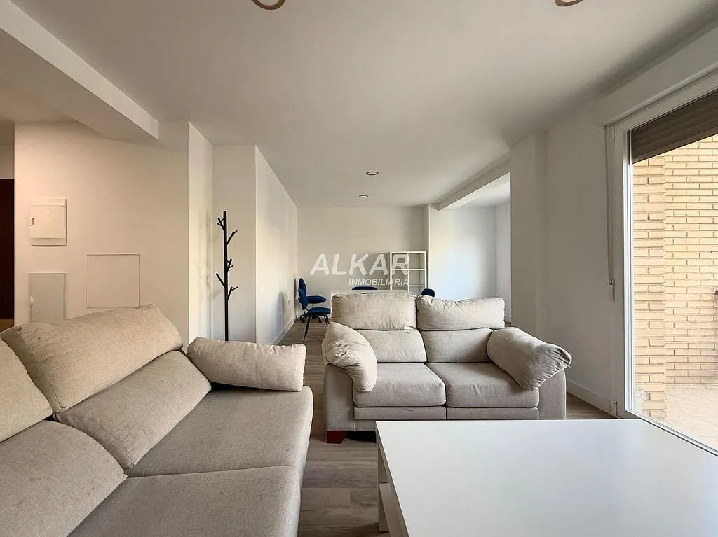 Séjour - Modernised Flat with Terrace in Tudela Centre