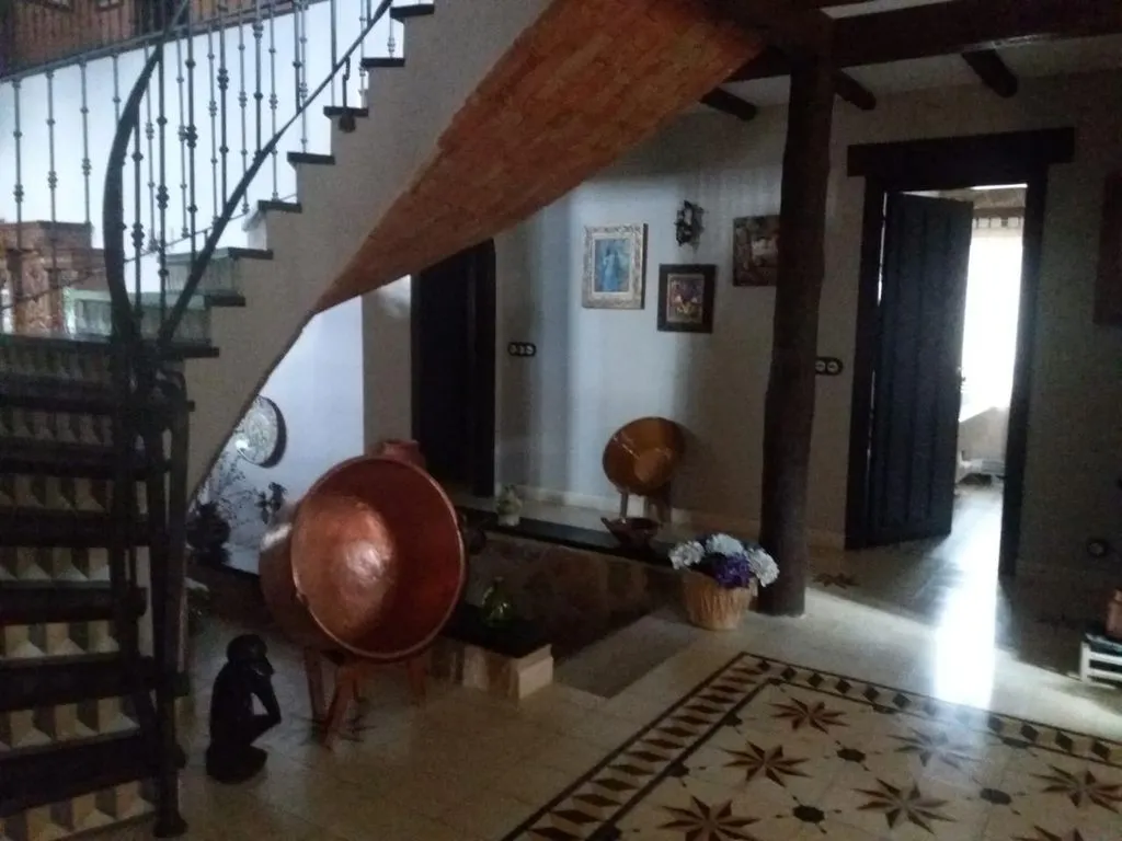 Pièces - Luxury Villa with Garden in La Pesga