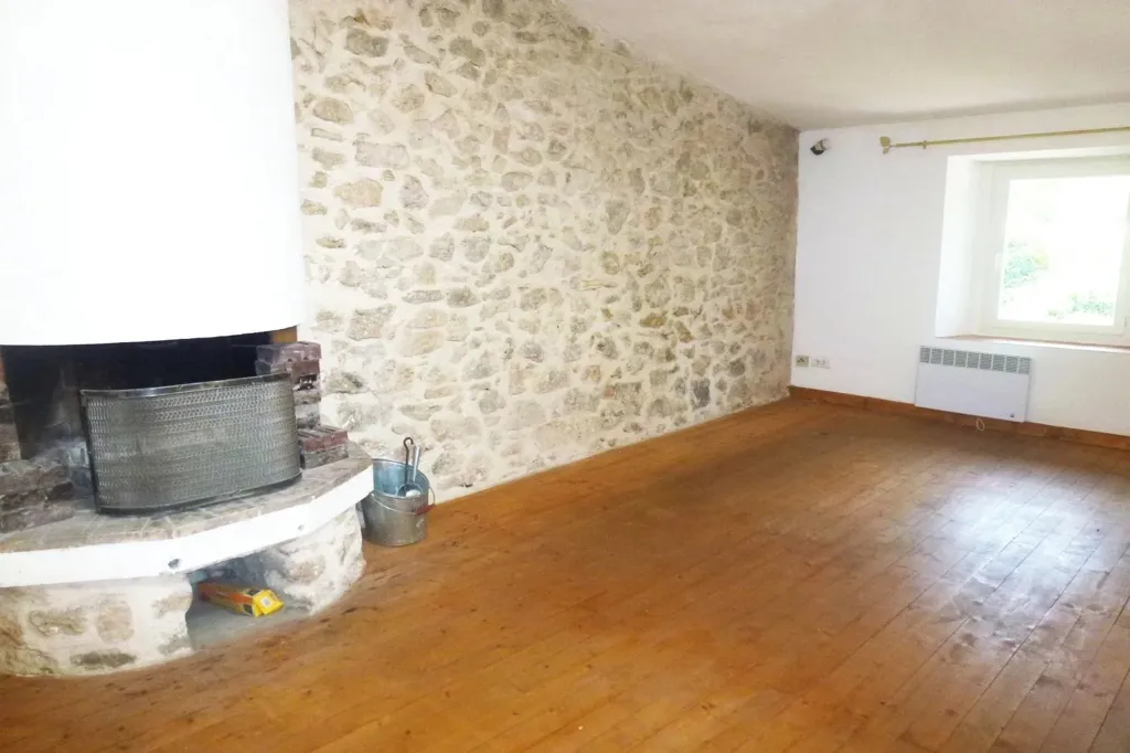 Elutuba - Bright 3-Bed Flat in Village Centre, Flayosc