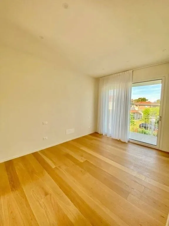 Pièces - Newly Built Villa with Pool in Pietrasanta