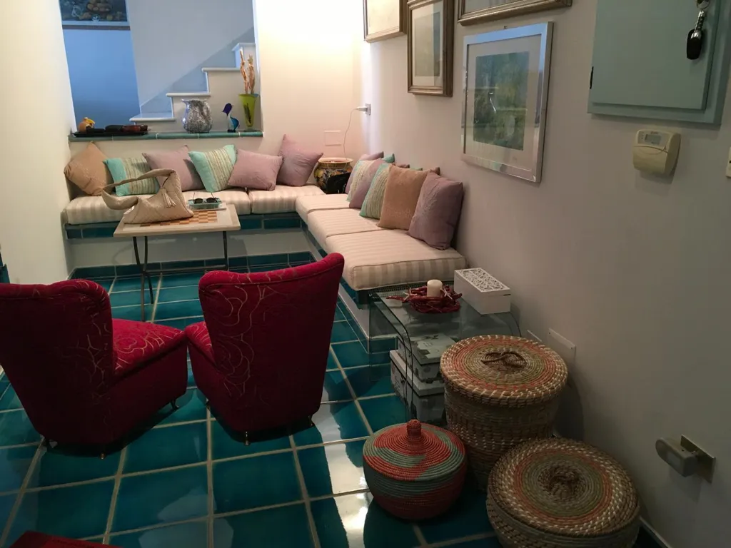 Séjour - Apartment with Terrace and Balcony in Scalea