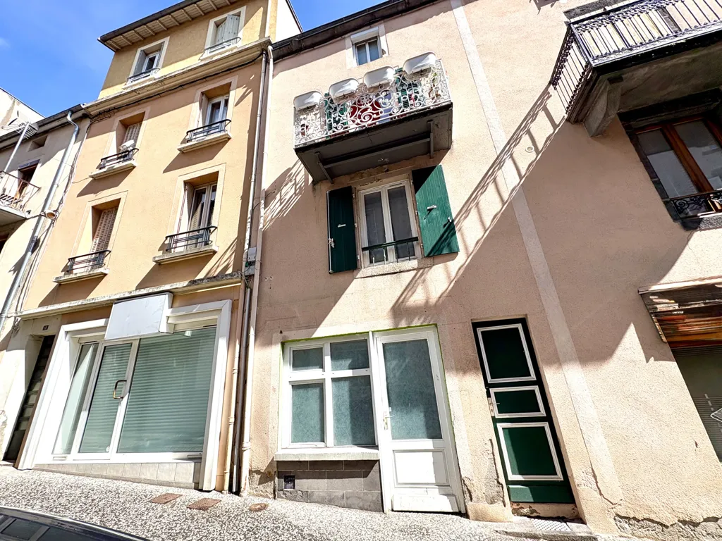 Exterior - Charming Townhouse with Balcony in Royat