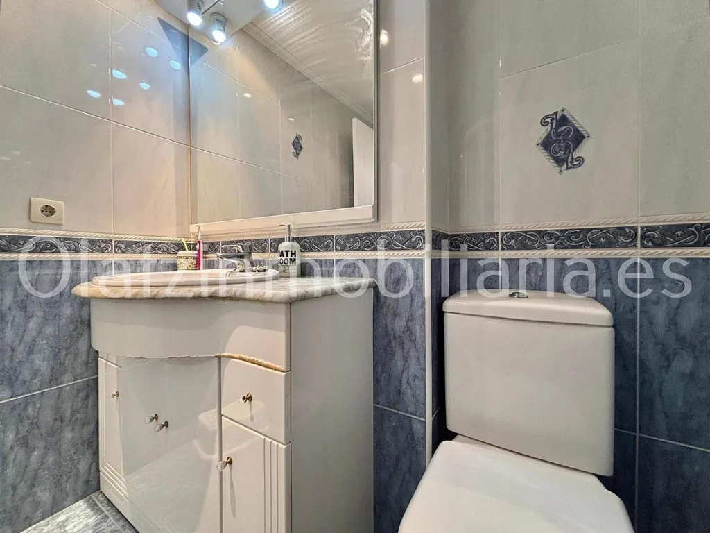 Bathrooms - Bright Apartment with Terrace in Zalla Centre