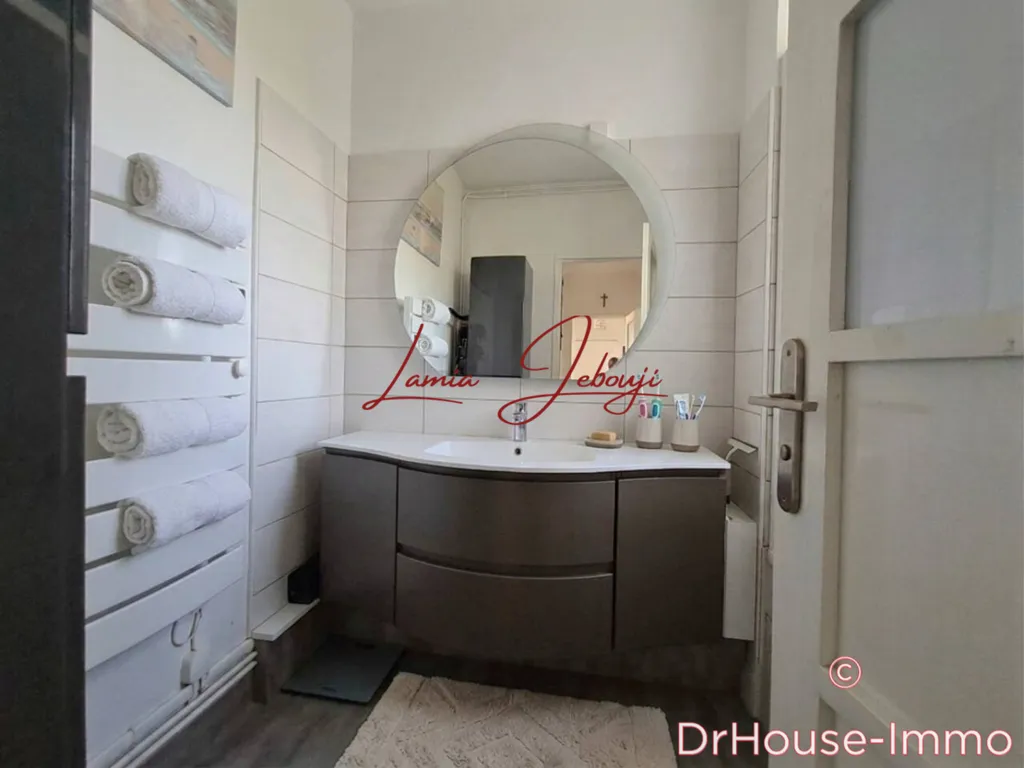 Salles de bain - Appartement Traversant avec Balcon à Pessac Centre