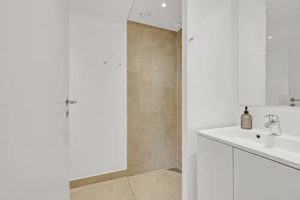 Salles de bain - Modern Flat in Gartnerbyen, Odense